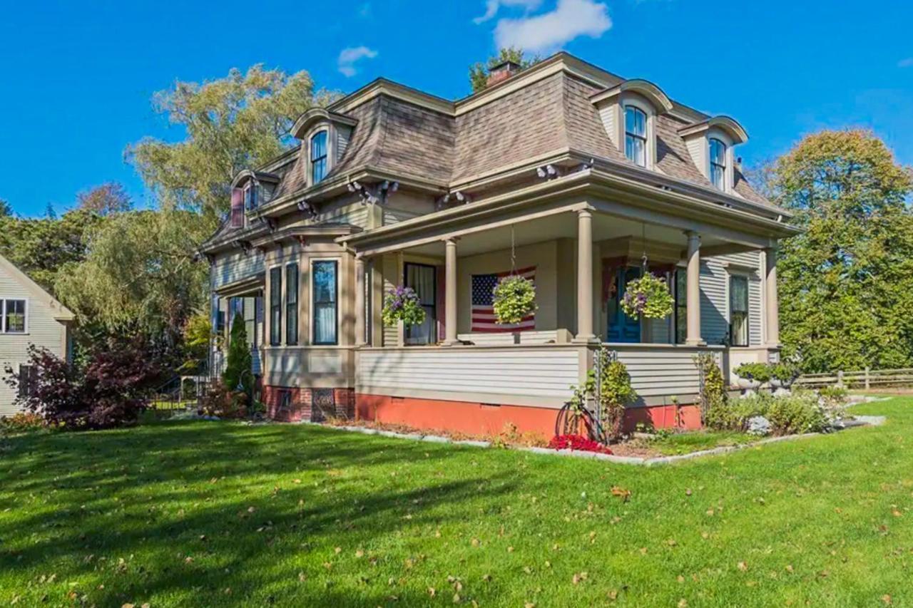 Old Mansard Villa West Dennis Exterior photo